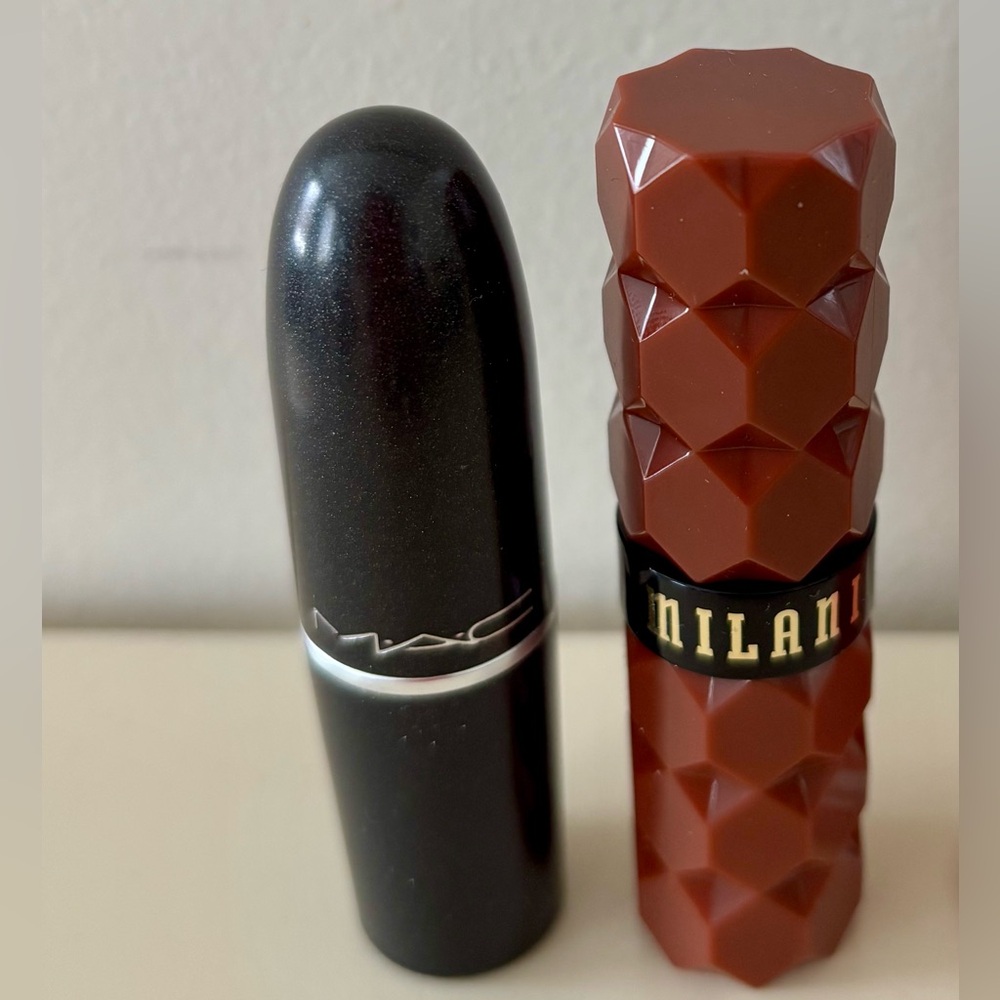 MAC Lipstick and Milani Lipstick Set